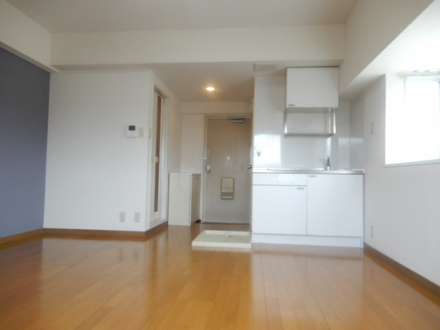 サニーパレス大津和の居間・リビング