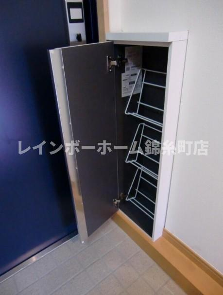 墨田区石原４丁目の賃貸マンションの玄関
