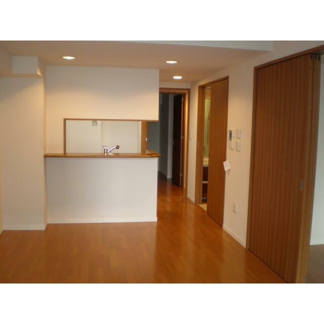 シャリエ錦糸町石原の居間・リビング