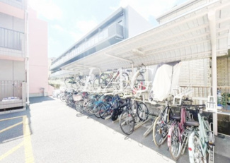 【その他共用部分】 | ブルームライフ戸田公園 | 駐輪場です。