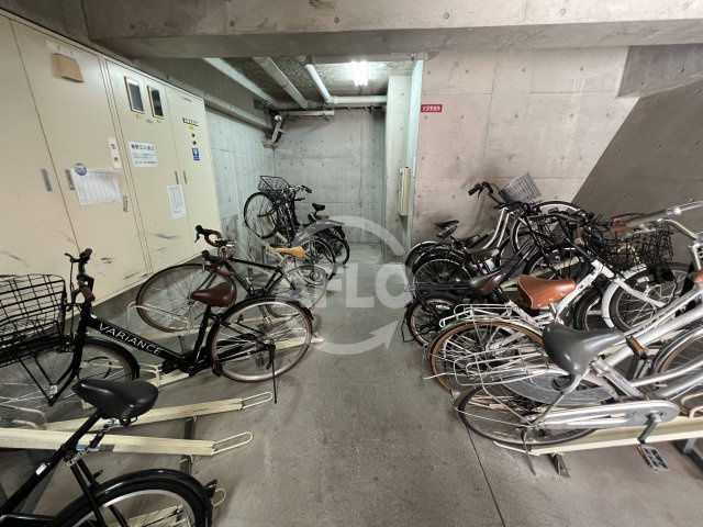 グランドシーズ四ツ橋堀江公園のその他共用部分|グランドシーズ四ツ橋堀江公園　駐輪場