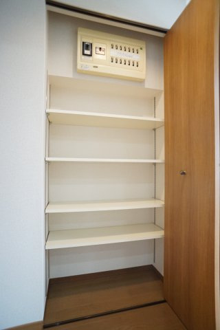 エスティメゾン妙典の収納