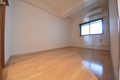 【寝室】 | アーバネックス元町通