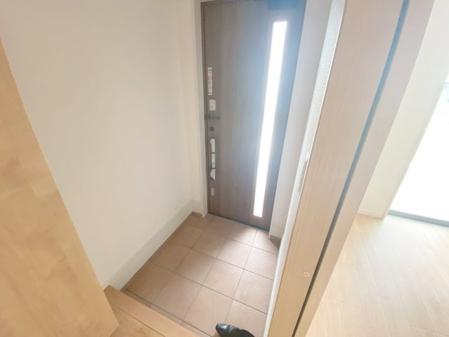 LEMIE（レミエ）宝塚の玄関
