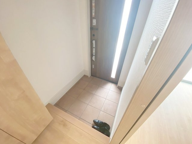 LEMIE（レミエ）宝塚の玄関