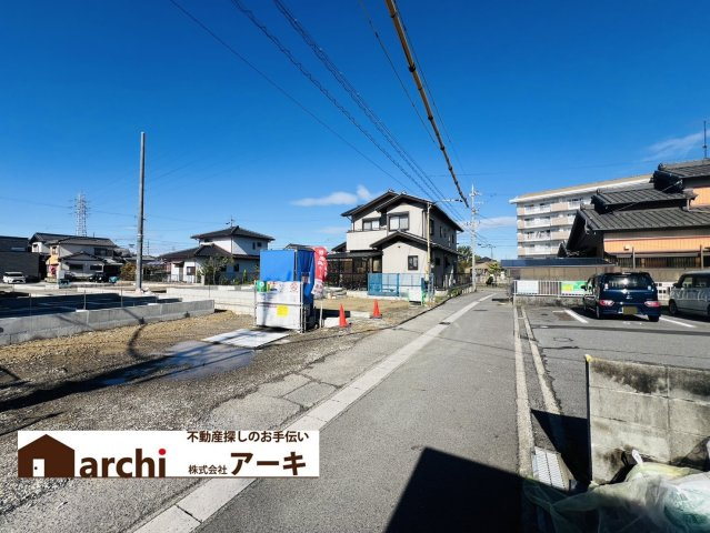 碧南市笹山町一丁目45番地1『仲介手数料無料』新築一戸建て・建売の前面道路含む現地写真
