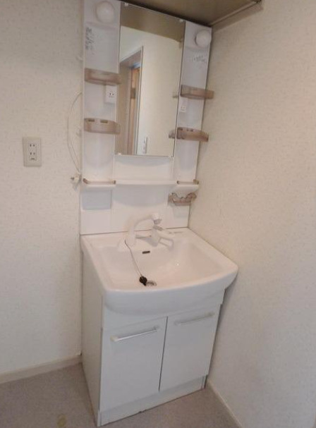 エスポワール参番館の独立洗面台