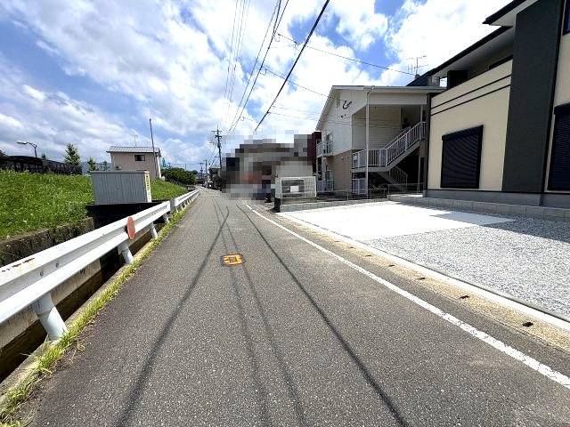 【その他】 | 糟屋郡志免町志免1丁目5期　1号棟（全1棟）【仲介手数料無料・0円】 | 現地写真。前面道路です。