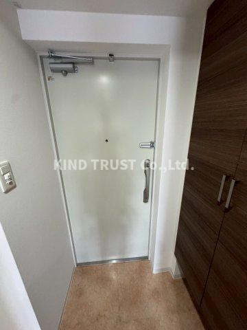 LUXE都島Ⅲの玄関|ゆったりとした玄関です