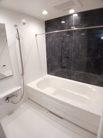 ジオコートの浴室