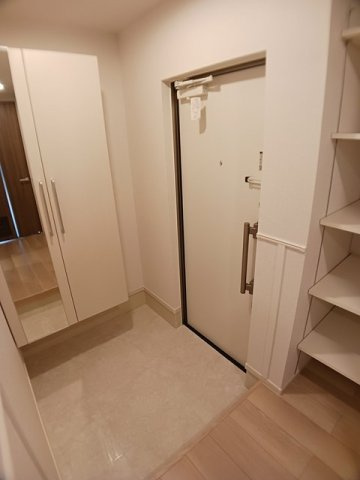 ジオコートの玄関