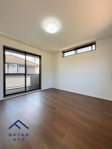 南区柳河内１丁目　戸建ての洋室