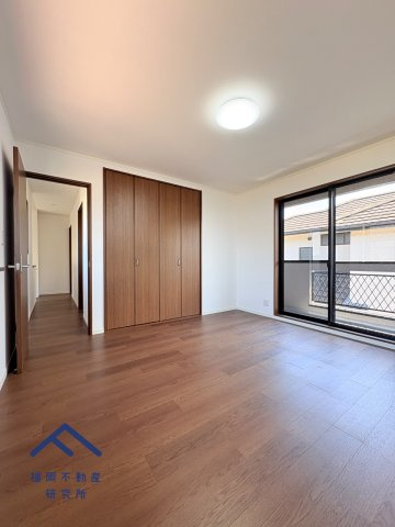 南区柳河内１丁目　戸建ての洋室