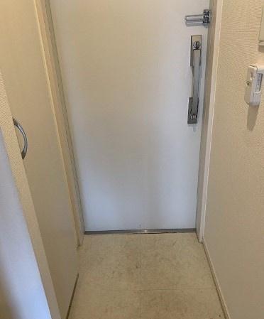 【玄関】