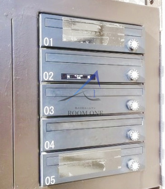 方南町テラスハウスEのその他共用部分|集合ポストです。