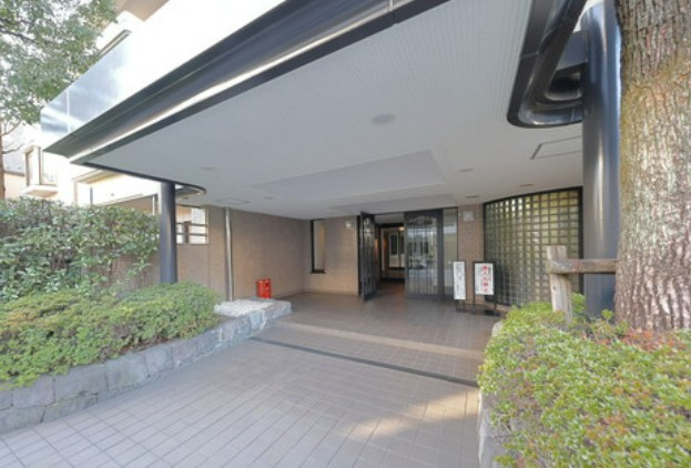 【エントランス】 | クレアモントハウス
