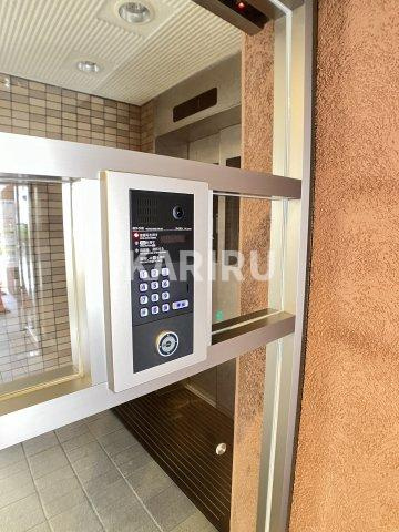 チャコーレ岡本のエントランス