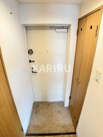 チャコーレ岡本の玄関