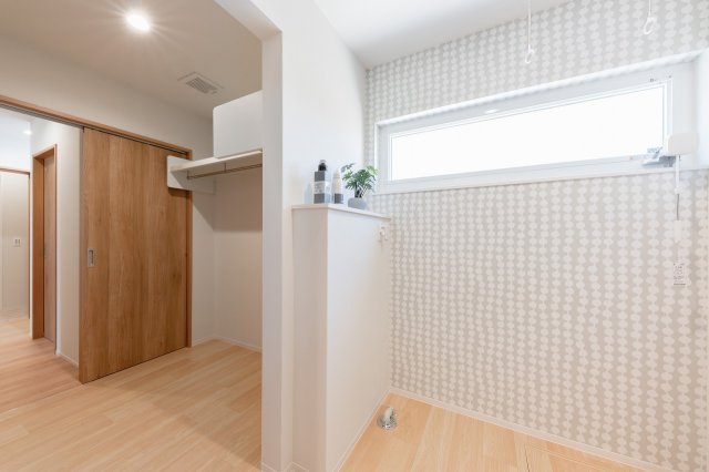 未入居住宅　平成2丁目の内装|ユーティリティ・ファミリークローク