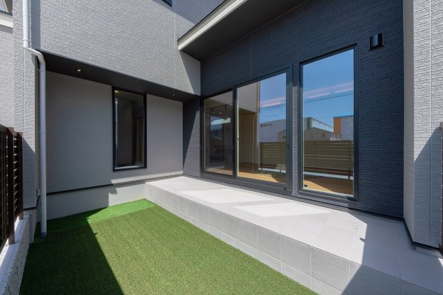 未入居住宅　平成2丁目の庭