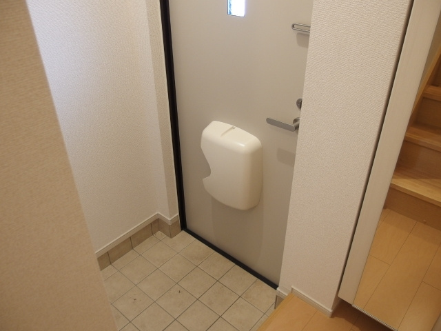 ソレアード・Sの玄関