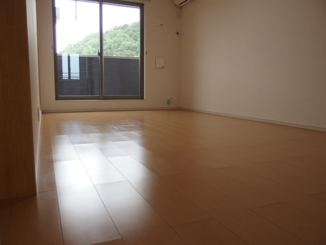 ソレアード・Sの居間・リビング