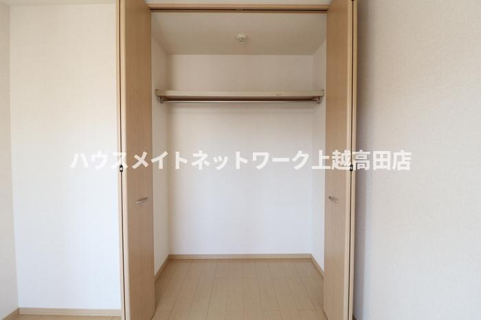 プルメリアの収納|クローゼット