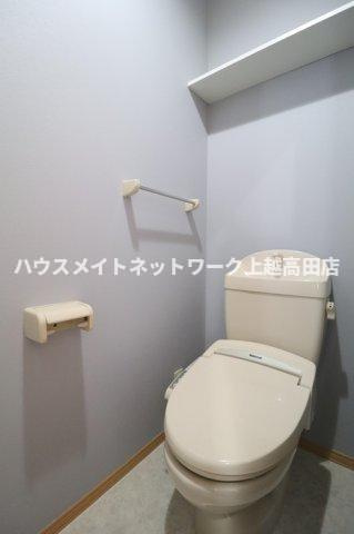 プルメリアのトイレ|温水洗浄暖房便座（参考同型206号室室内写真）