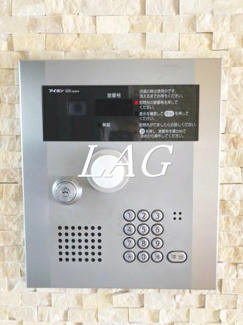 【セキュリティ】 | コリーヌ　Ｈ | オートロックです。