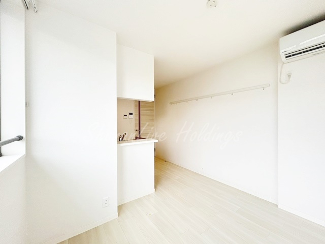 鎌倉市長谷２丁目の賃貸マンションの居間・リビング