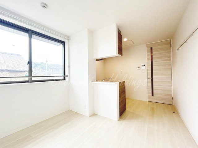 鎌倉市長谷２丁目の賃貸マンションの居間・リビング