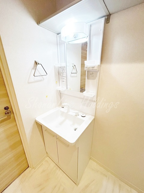 鎌倉市長谷２丁目の賃貸マンションの洗面所