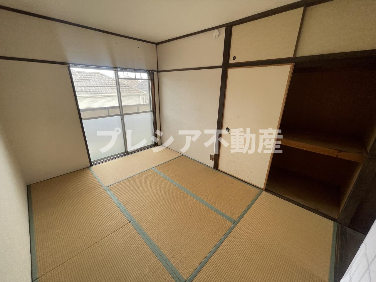 鈴谷住宅3号棟の和室