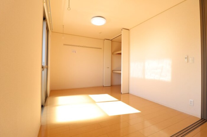 大黒屋 八の洋室|個人の部屋や寝室として使える洋室です