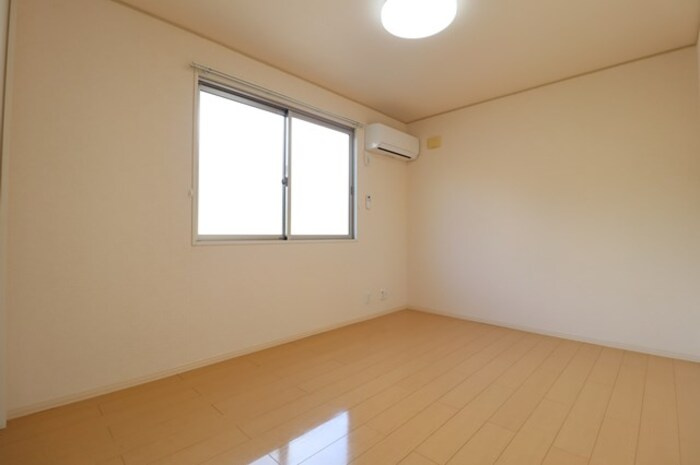 大黒屋 八の洋室|きれいな洋室です