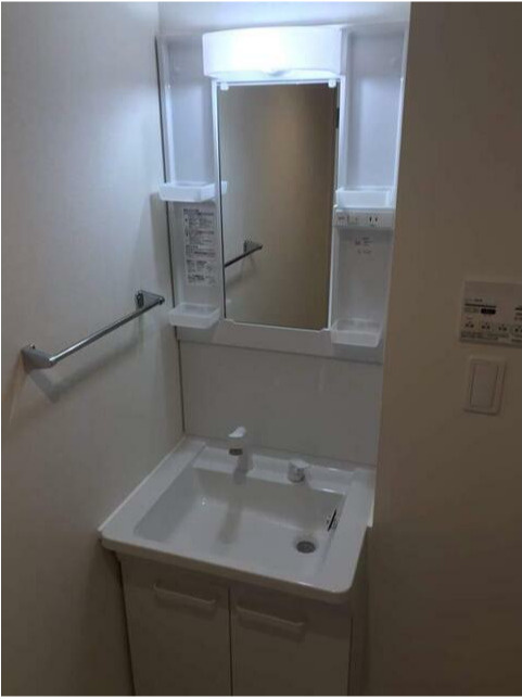 杉並区松ノ木３丁目のアパートの独立洗面台