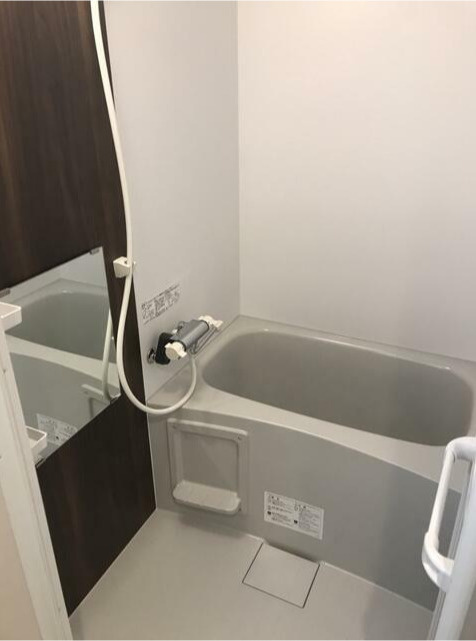 杉並区松ノ木３丁目のアパートの浴室