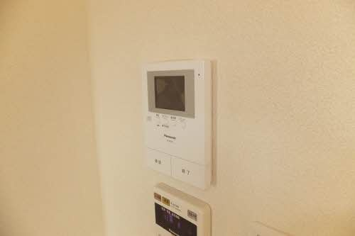 シャーメゾン山王田　Ｊ棟のセキュリティ|モニター付きインターホン