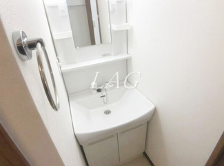 【洗面所】 | 三田向原コーポ | 洗面台です。
