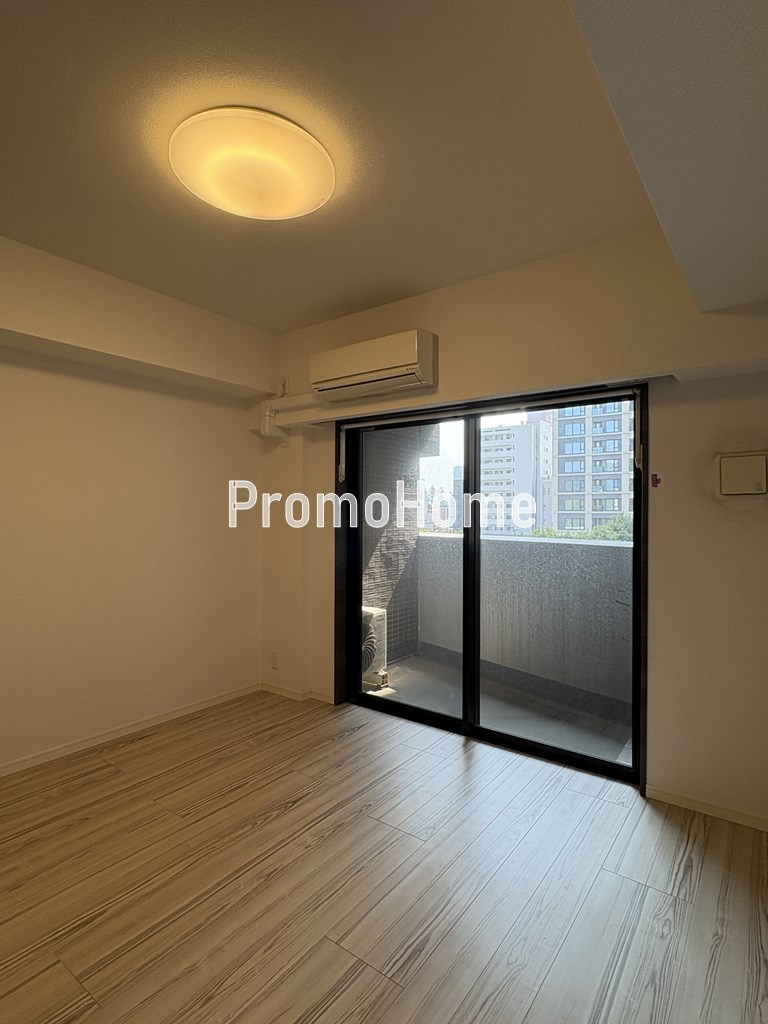 デュアレス愛宕虎ノ門の居間・リビング