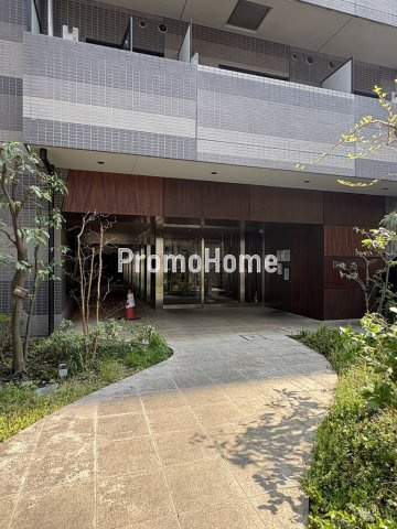 デュアレス愛宕虎ノ門のエントランス