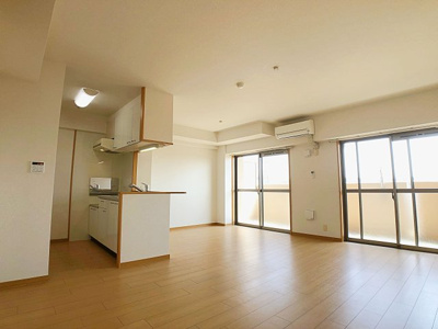 【居間・リビング】 | グラシオッソK【名古屋市賃貸・RC造】