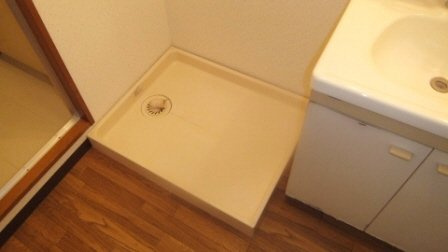 シャルル中山の設備|室内洗濯機置場有ります