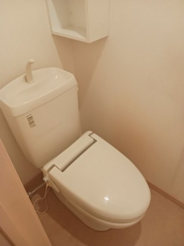 【トイレ】 | プランドール　３ | 落ち着いた色調のトイレです