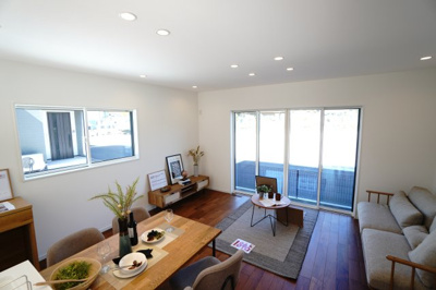 【居間・リビング】 | 東広島市八本松南１丁目