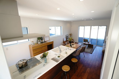 【居間・リビング】 | 東広島市八本松南１丁目