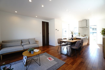 【居間・リビング】 | 東広島市八本松南１丁目