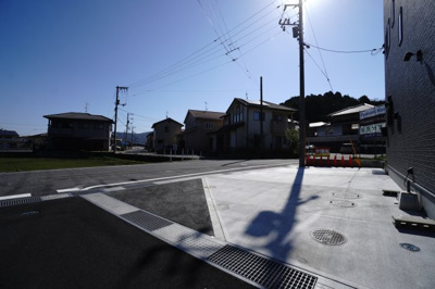 【バルコニー】 | 東広島市八本松南１丁目