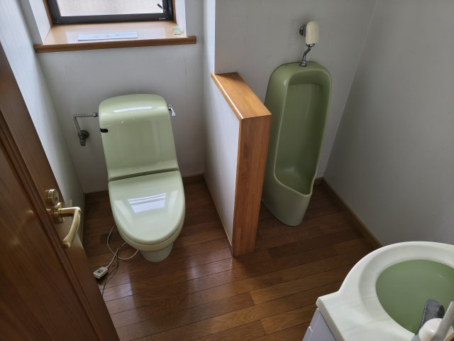 東松山市五領町中古戸建のトイレ