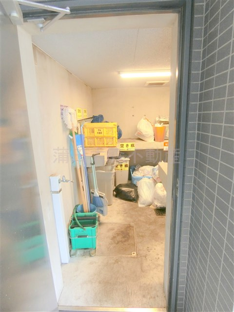 スカイコート蒲田イーストのその他共用部分|曜日時間関係なくゴミ捨て可能な敷地内ゴミ捨て場